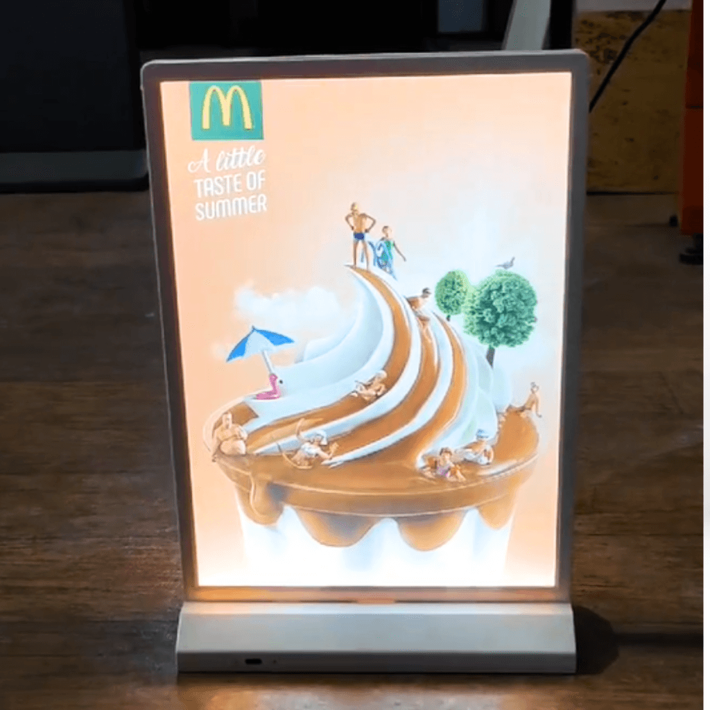 Tabletop Digital Signage