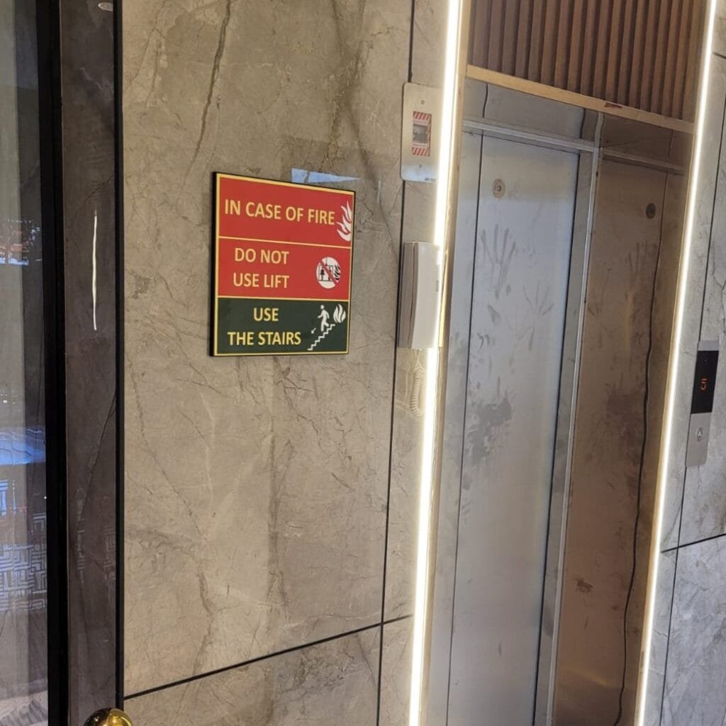 dont use name plate sign