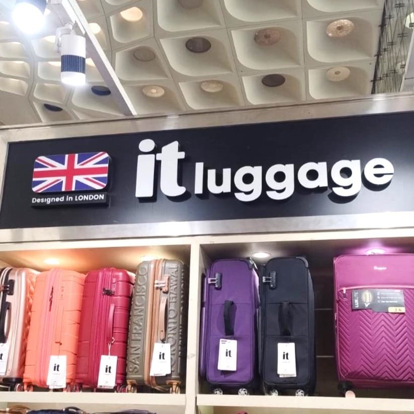 it luggage acrylic letter