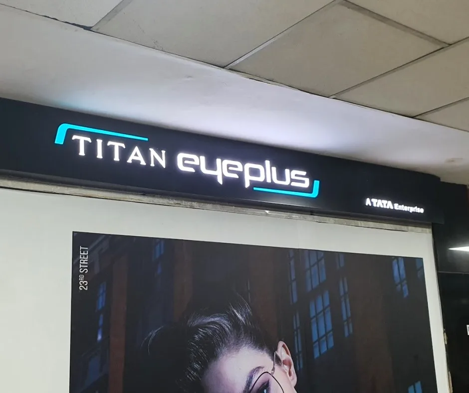 titan eyeplus showroom signage